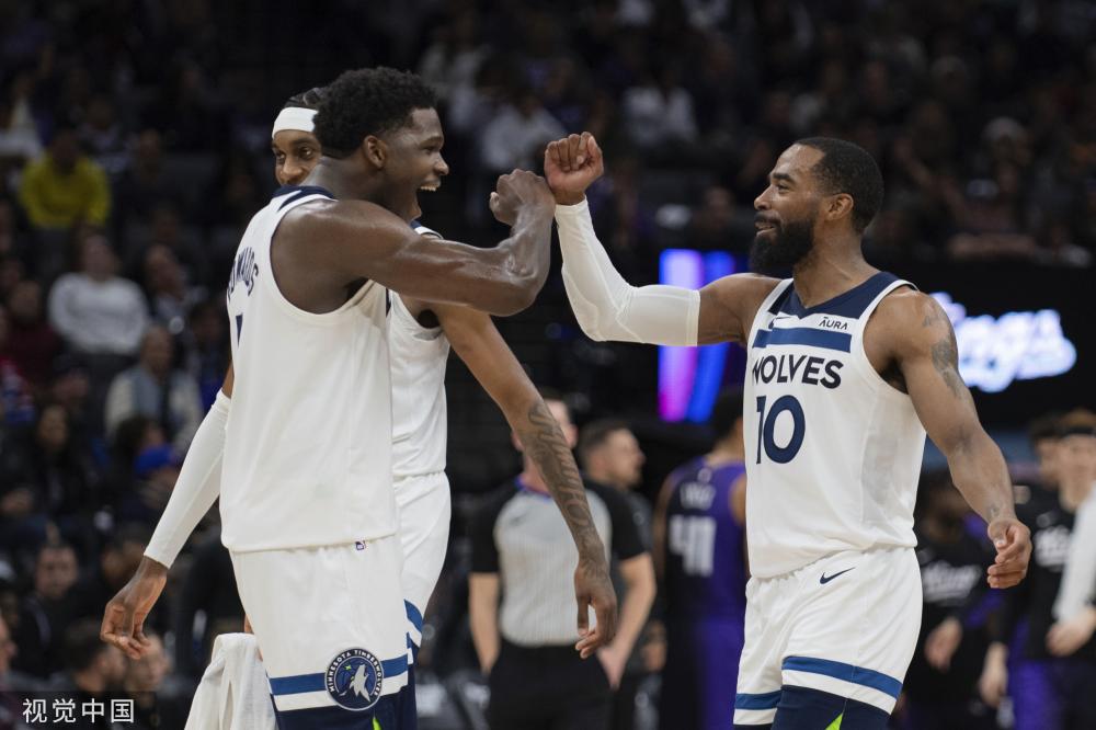 拉塔在锋线 拉塔在锋线