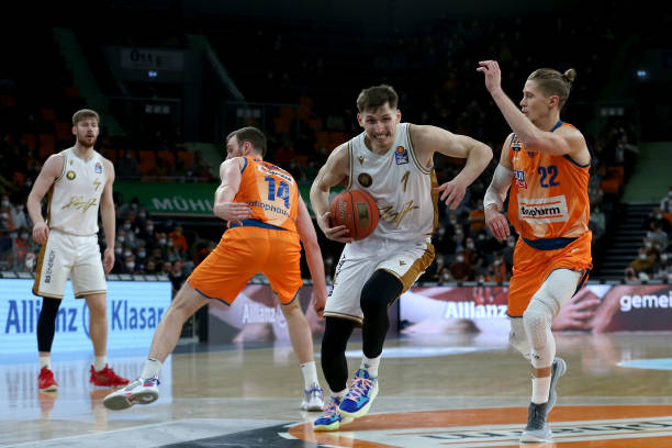 整个球队逆 整个球队逆