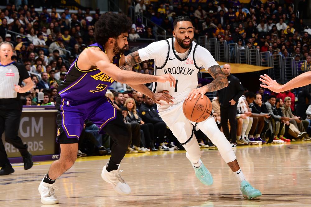 运动员必须 运动员必须