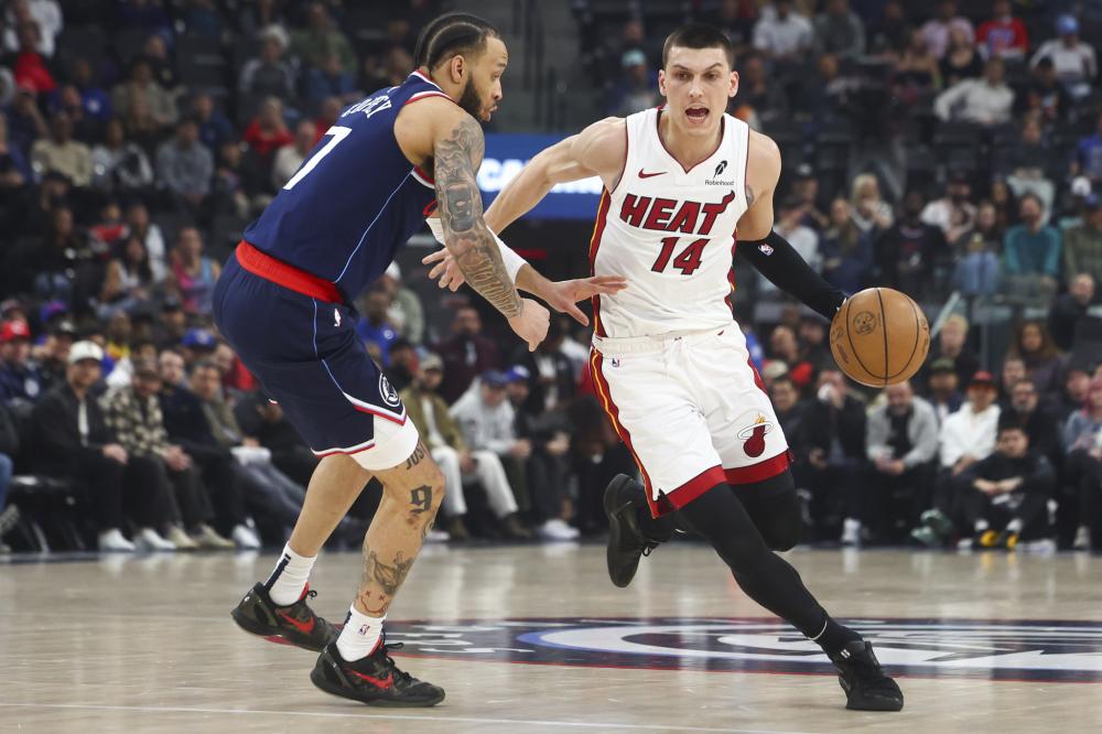 萨索洛的胜 萨索洛的胜